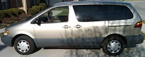 toyota sienna Photo Example of Paint Code 4Q2