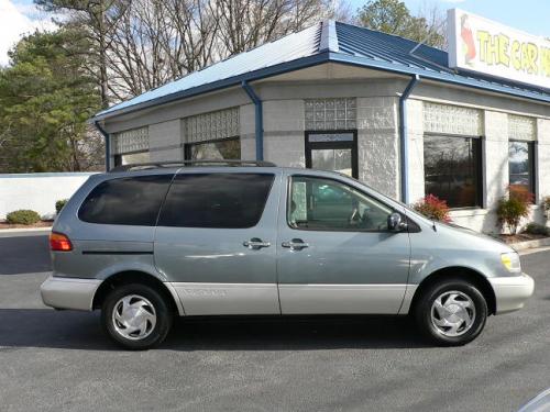 Photo Image Gallery & Touchup Paint: Toyota Sienna in Silver Spruce Metallic  (6M3)  YEARS: 1998-2000