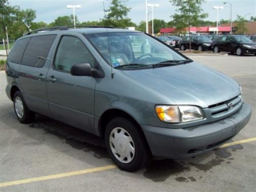 Photo Image Gallery & Touchup Paint: Toyota Sienna in Silver Spruce Metallic  (6M3)  YEARS: 1998-2000