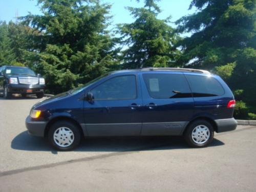Photo Image Gallery & Touchup Paint: Toyota Sienna in Stratosphere Mica   (8Q0)  YEARS: 2001-2003