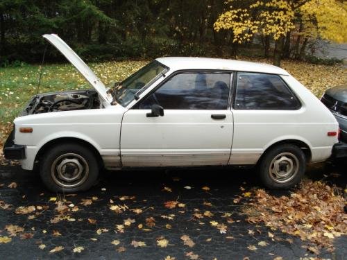 Photo Image Gallery & Touchup Paint: Toyota Starlet in White    (033)  YEARS: 1981-1984