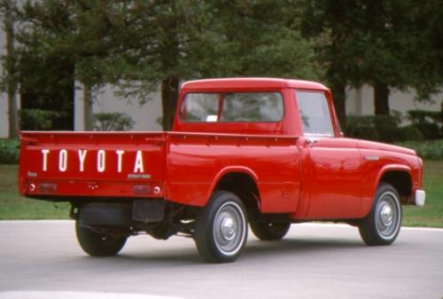 Photo Image Gallery & Touchup Paint: Toyota Stout in Seminole Red   (T332)  YEARS: 1964-1968