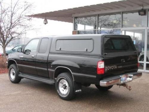 Photo Image Gallery & Touchup Paint: Toyota T100 in Black    (202)  YEARS: 1993-1998