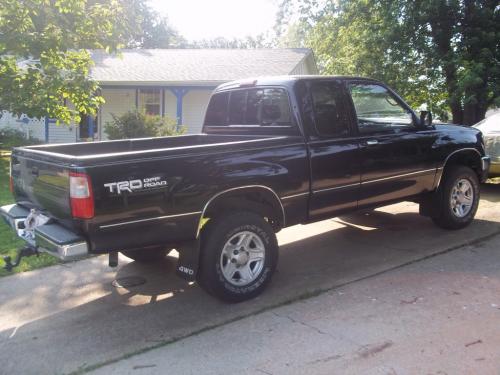 Photo Image Gallery & Touchup Paint: Toyota T100 in Black    (202)  YEARS: 1993-1998
