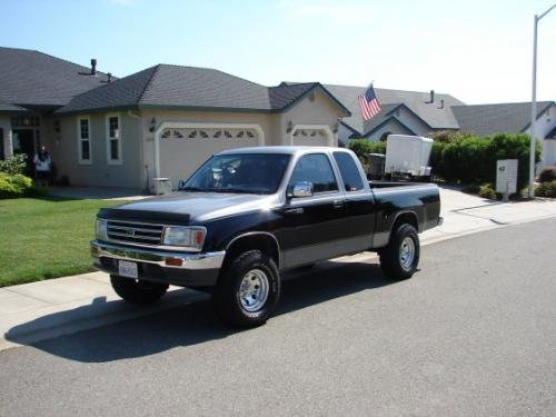 Photo Image Gallery & Touchup Paint: Toyota T100 in Pewter Black   (28X)  YEARS: 1994-1997