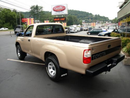 Photo Image Gallery & Touchup Paint: Toyota T100 in Sierra Beige Metallic  (4M4)  YEARS: 1993-1994