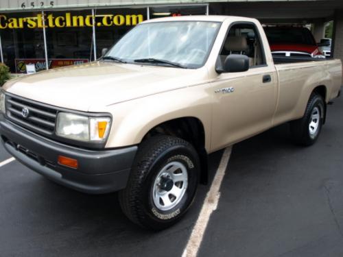 Photo Image Gallery & Touchup Paint: Toyota T100 in Sierra Beige Metallic  (4M4)  YEARS: 1993-1994