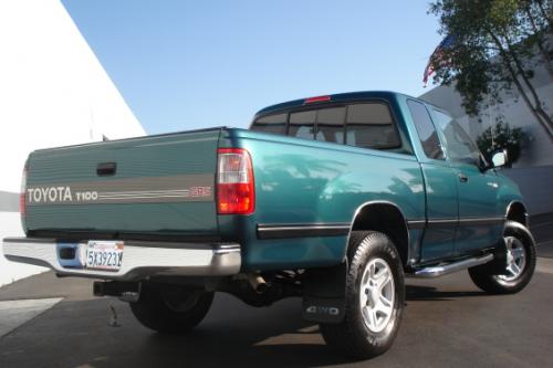 Photo Image Gallery & Touchup Paint: Toyota T100 in Sierra Green Metallic  (6N7)  YEARS: 1997-1998