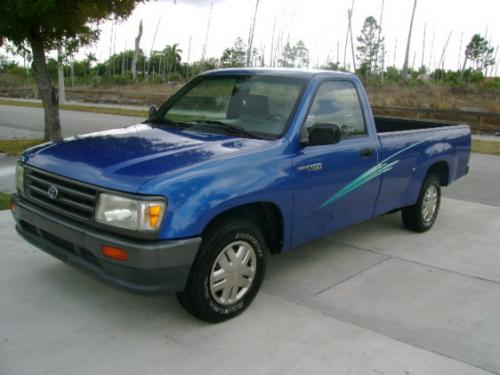 Photo Image Gallery & Touchup Paint: Toyota T100 in Tropical Blue Metallic  (8B6)  YEARS: 1994-1998