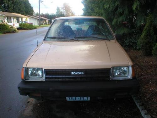 Photo Image Gallery & Touchup Paint: Toyota Tercel in Light Topaz Metallic  (4E1)  YEARS: 1984-1986