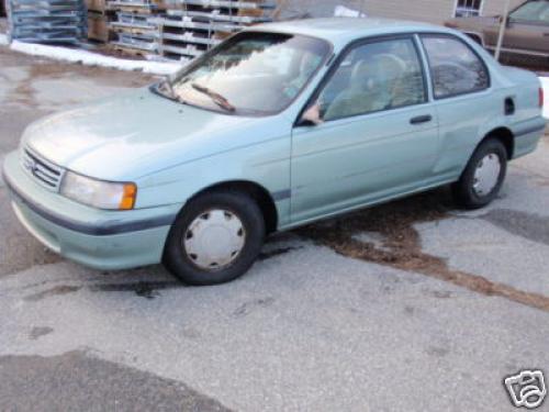 Photo Image Gallery & Touchup Paint: Toyota Tercel in Light Green Metallic  (6L6)  YEARS: 1991-1992