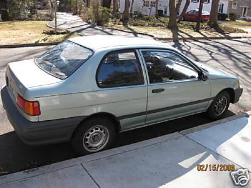 Photo Image Gallery & Touchup Paint: Toyota Tercel in Light Green Metallic  (6L6)  YEARS: 1991-1992