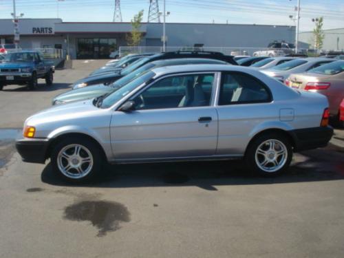 Photo Image Gallery & Touchup Paint: Toyota Tercel in Platinum Metallic   (1A0)  YEARS: 1995-1997