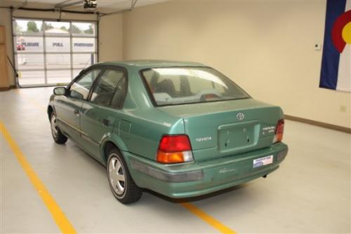 Photo Image Gallery & Touchup Paint: Toyota Tercel in Wild Mint Metallic  (6N8)  YEARS: 1995-1996