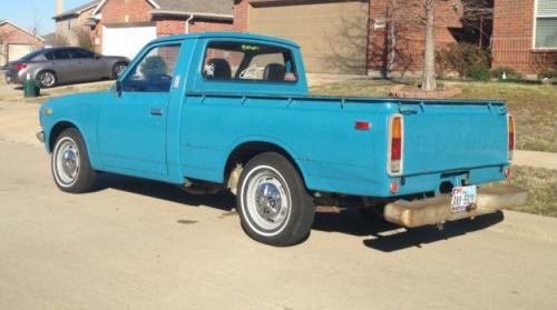 Photo Image Gallery & Touchup Paint: Toyota Truck in Light Blue   (854)  YEARS: 1972-1975