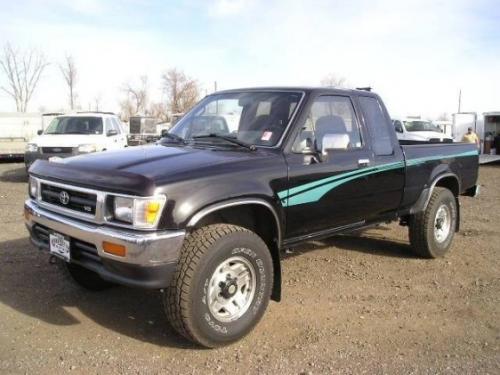 Photo Image Gallery & Touchup Paint: Toyota Truck In Black (202)