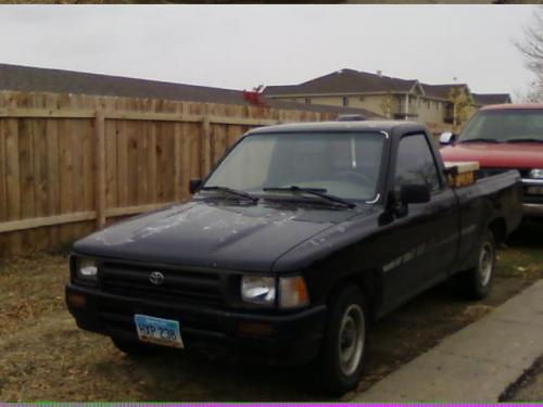 Photo Image Gallery & Touchup Paint: Toyota Truck in Black    (202)  YEARS: 1989-1995