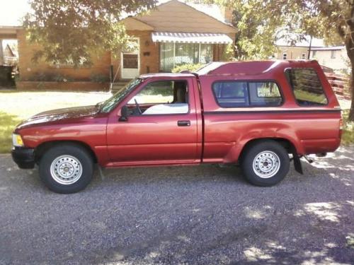 Photo Image Gallery & Touchup Paint: Toyota Truck in Garnet Pearl   (3K3)  YEARS: 1992-1995