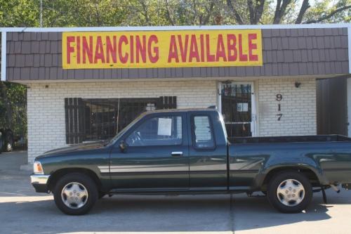 Photo Image Gallery & Touchup Paint: Toyota Truck in Evergreen Pearl   (751)  YEARS: 1994-1995