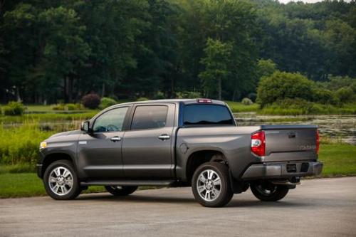 Photo Image Gallery & Touchup Paint: Toyota Tundra in Magnetic Gray Metallic  (1G3)  YEARS: 2014-2018