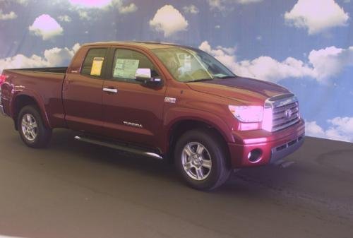 Photo Image Gallery & Touchup Paint: Toyota Tundra in Salsa Red Pearl  (3Q3)  YEARS: 2007-2010