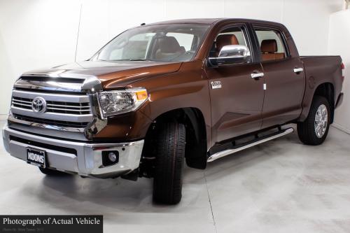 Photo Image Gallery & Touchup Paint: Toyota Tundra in Sunset Bronze Mica  (4U3)  YEARS: 2014-2017