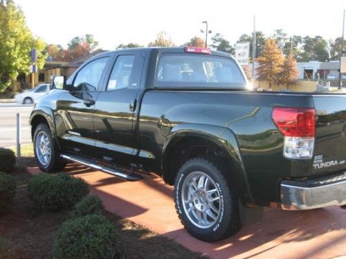 Photo Image Gallery & Touchup Paint: Toyota Tundra in Spruce Mica   (6V4)  YEARS: 2010-2013