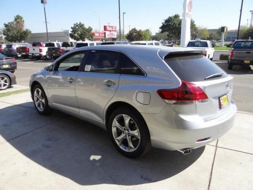 Photo Image Gallery & Touchup Paint: Toyota Venza in Celestial Silver Metallic  (1J9)  YEARS: 2015-2015
