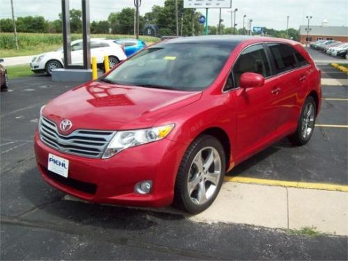 Photo Image Gallery & Touchup Paint: Toyota Venza in Barcelona Red Metallic  (3R3)  YEARS: 2009-2015