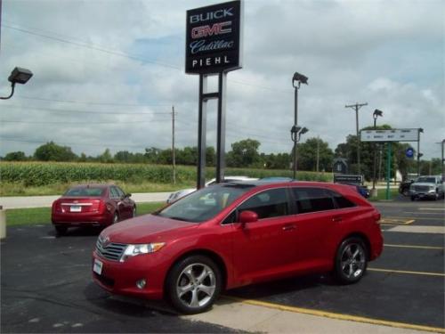 Photo Image Gallery & Touchup Paint: Toyota Venza in Barcelona Red Metallic  (3R3)  YEARS: 2009-2015