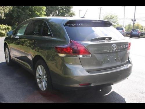 Photo Image Gallery & Touchup Paint: Toyota Venza in Cypress Pearl   (6T7)  YEARS: 2013-2014