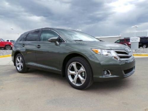 Photo Image Gallery & Touchup Paint: Toyota Venza in Cypress Pearl   (6T7)  YEARS: 2013-2014