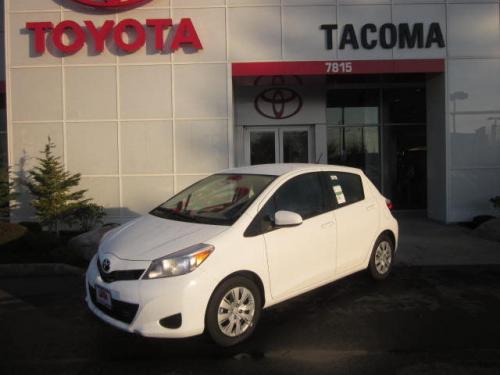 Photo Image Gallery & Touchup Paint: Toyota Yaris in Super White   (040)  YEARS: 2012-2017