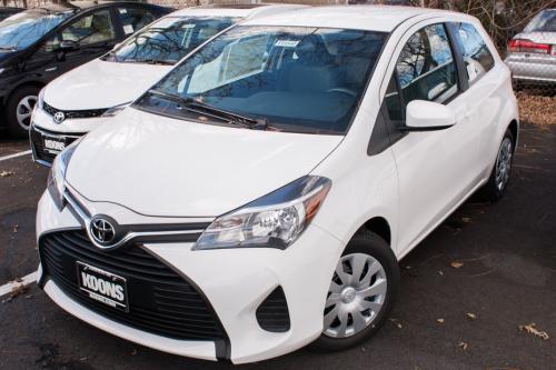 Photo Image Gallery & Touchup Paint: Toyota Yaris in Super White   (040)  YEARS: 2012-2017