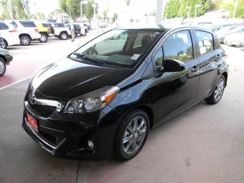 Photo Image Gallery & Touchup Paint: Toyota Yaris in Black Sand Pearl  (209)  YEARS: 2012-2017