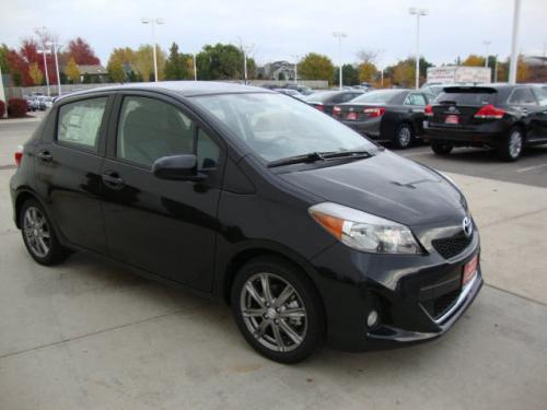 Photo Image Gallery & Touchup Paint: Toyota Yaris in Black Sand Pearl  (209)  YEARS: 2012-2017
