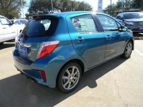 Photo Image Gallery & Touchup Paint: Toyota Yaris in Lagoon Blue Mica  (788)  YEARS: 2012-2014
