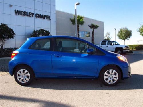 Photo Image Gallery & Touchup Paint: Toyota Yaris in Blazing Blue Pearl  (8T0)  YEARS: 2012-2014
