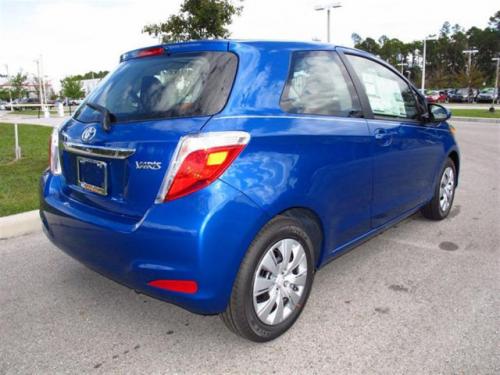 Photo Image Gallery & Touchup Paint: Toyota Yaris in Blazing Blue Pearl  (8T0)  YEARS: 2012-2014