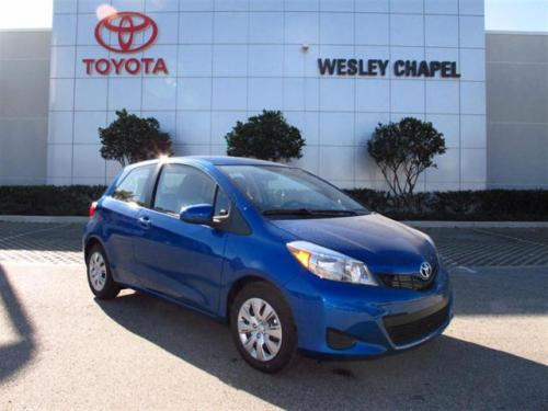 Photo Image Gallery & Touchup Paint: Toyota Yaris in Blazing Blue Pearl  (8T0)  YEARS: 2012-2014