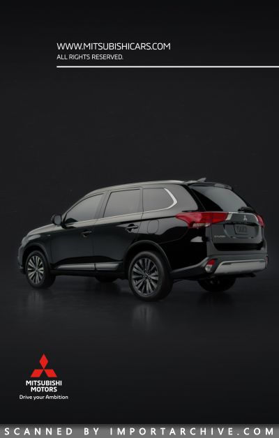 mitsubishioutlander2020_01