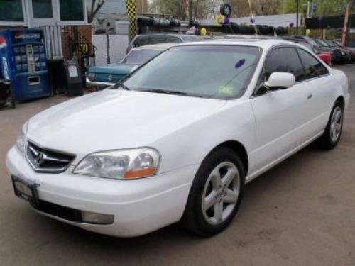 Photo of a 2001-2003 Acura CL in Taffeta White (paint color code NH578)