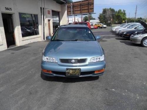 Photo of a 1998-1999 Acura CL in Iced Teal Pearl (paint color code BG41P