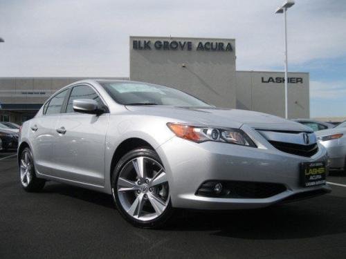 Photo of a 2013-2015 Acura ILX in Silver Moon Metallic (paint color code NH700M)