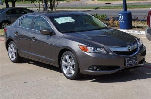 Photo of a 2013 Acura ILX in Amber Brownstone Metallic (paint color code YR578M)