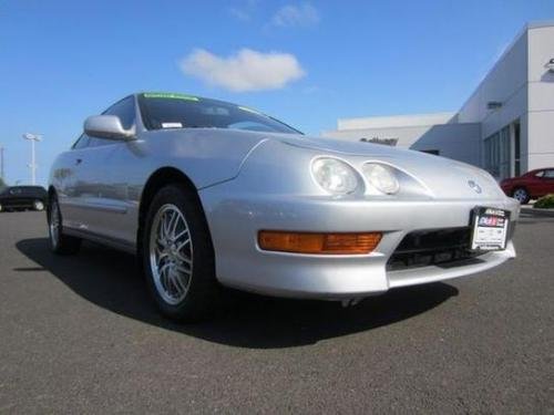 Photo of a 2001 Acura Integra in Satin Silver Metallic (paint color code NH623M
