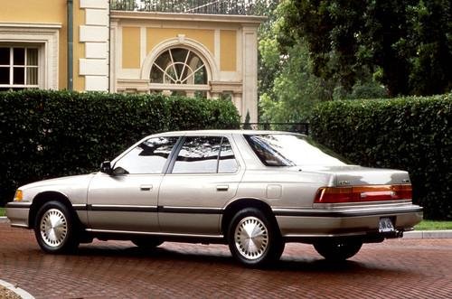 Photo of a 1989 Acura Legend in Seattle Silver Metallic (paint color code YR94M)