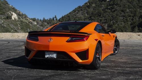 Photo of a 2019-2022 Acura NSX in Thermal Orange Pearl (paint color code YR647P