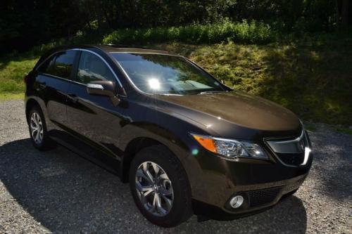 Photo of a 2014 Acura RDX in Kona Coffee Metallic (paint color code YR600M)