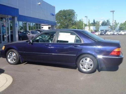 Photo of a 2001-2004 Acura RL in Indigo Blue Pearl (paint color code B502P)